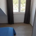 Teuta Apartment *