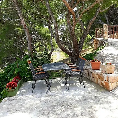 Διαμέρισμα Teuta