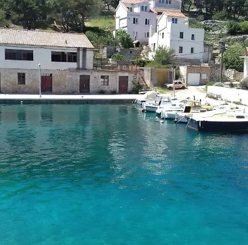 Teuta Apartamento Žirje